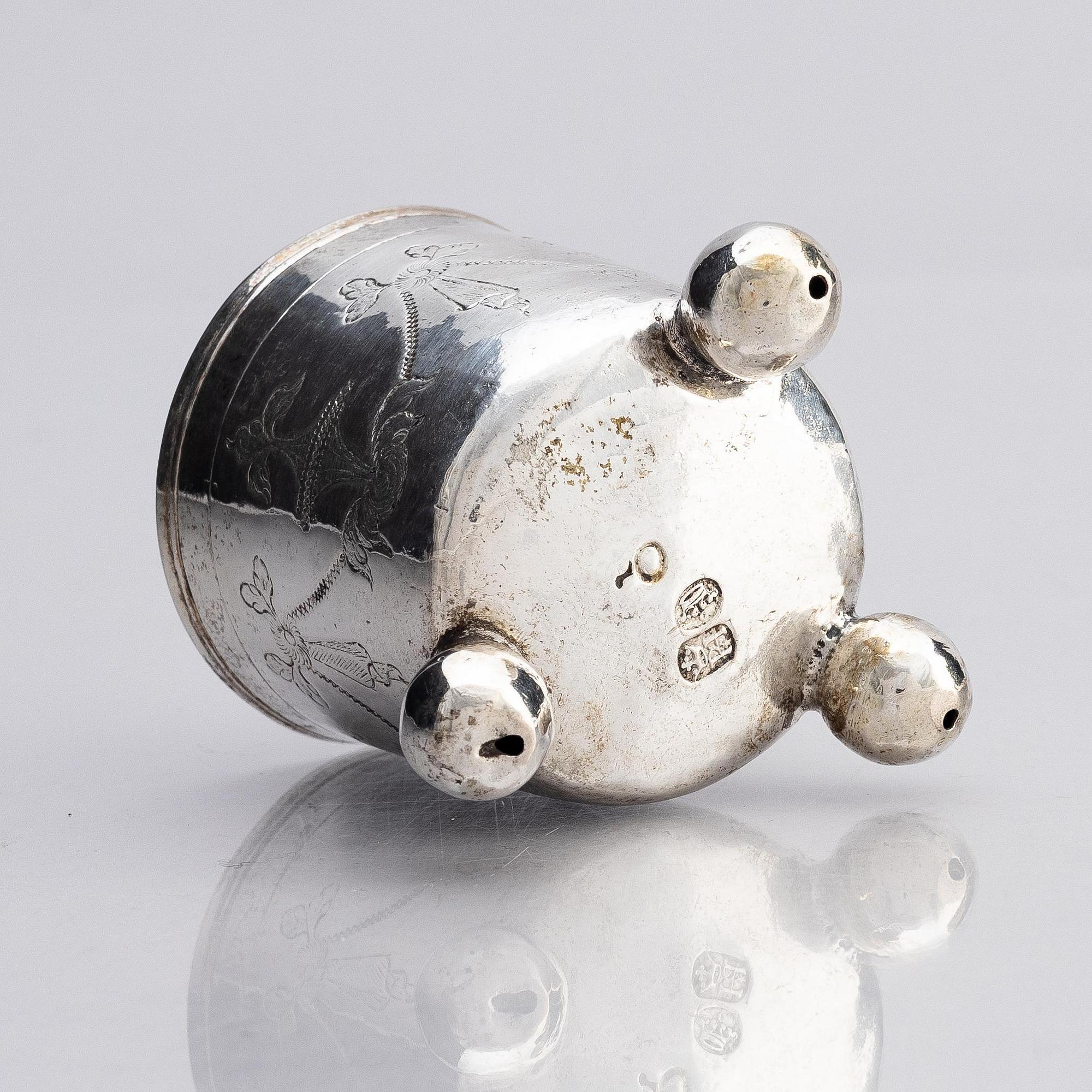 A Swedish early 18th century silver beaker, mark of Petter Henning, Stockholm 1704.