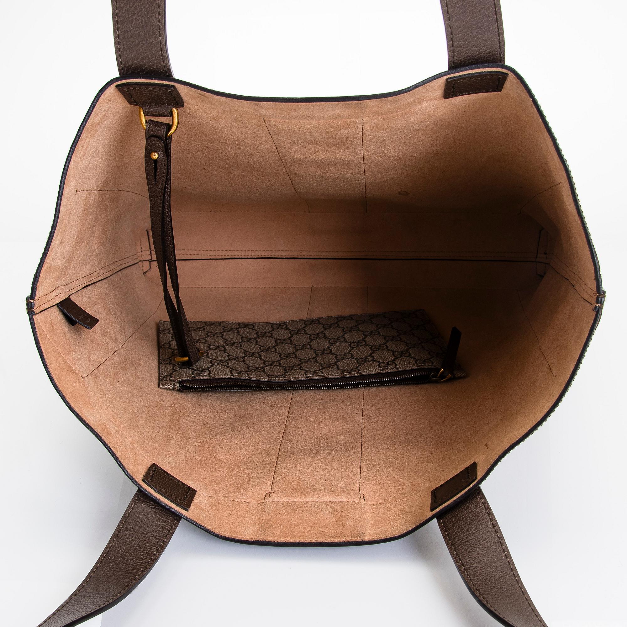 Gucci, a 'GG Supreme Ophidia Soft Large Tote' bag.