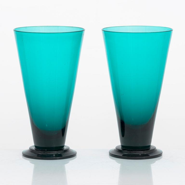 Nanny Still, karaff och sex glas, modell T/335,Riihimäen Lasi Oy, i produktion 1950-1966.