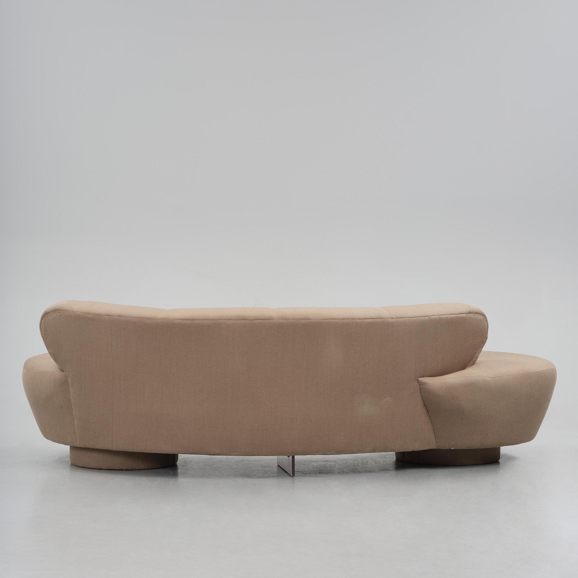 Vladimir Kagan, a "Serpentine" sofa, Directional, USA, 1970s-80s.