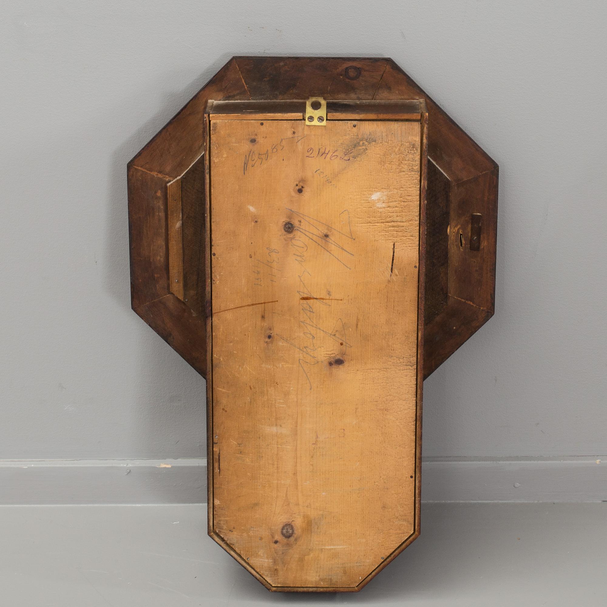 A wall clock, Waterbury Clock C&O, 19/20th century,