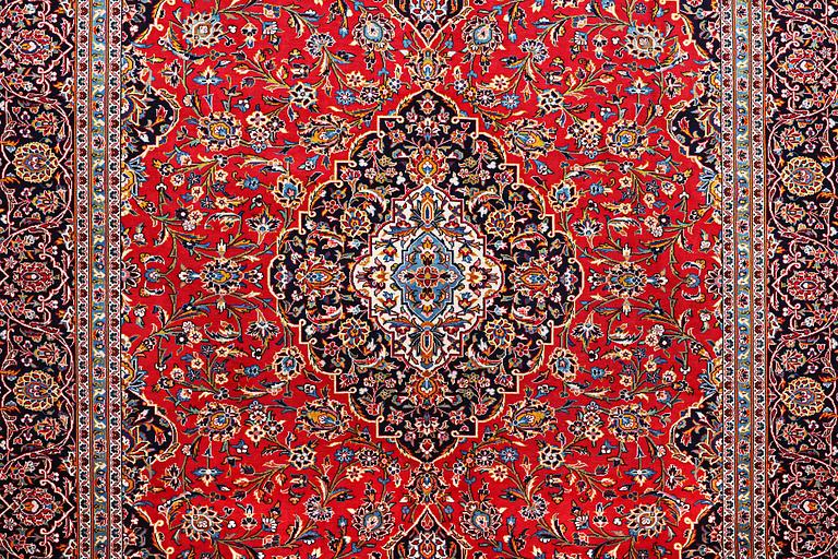 Matta, Keshan, ca 409 x 302 cm.