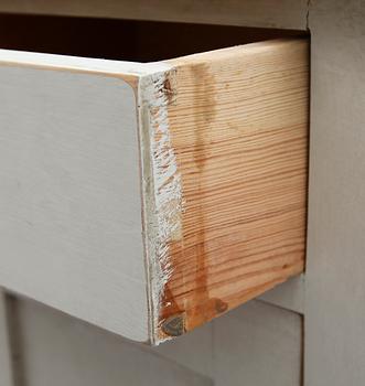 SÄNGBORD, 1 par, 1900-talets första hälft.