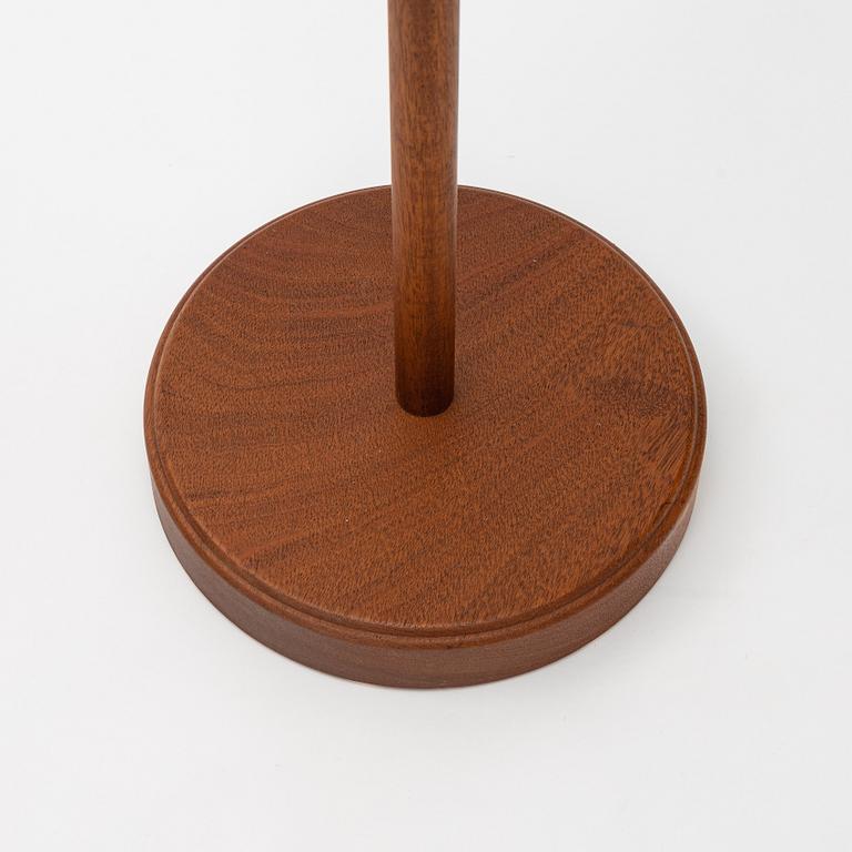 Carl Malmsten, golvlampa samt sidobord,, "Staken" & "Ovalen".