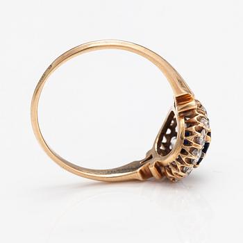 Ring, 14K guld, safir, gammalslipade diamanter ca 0.72 ct tot.