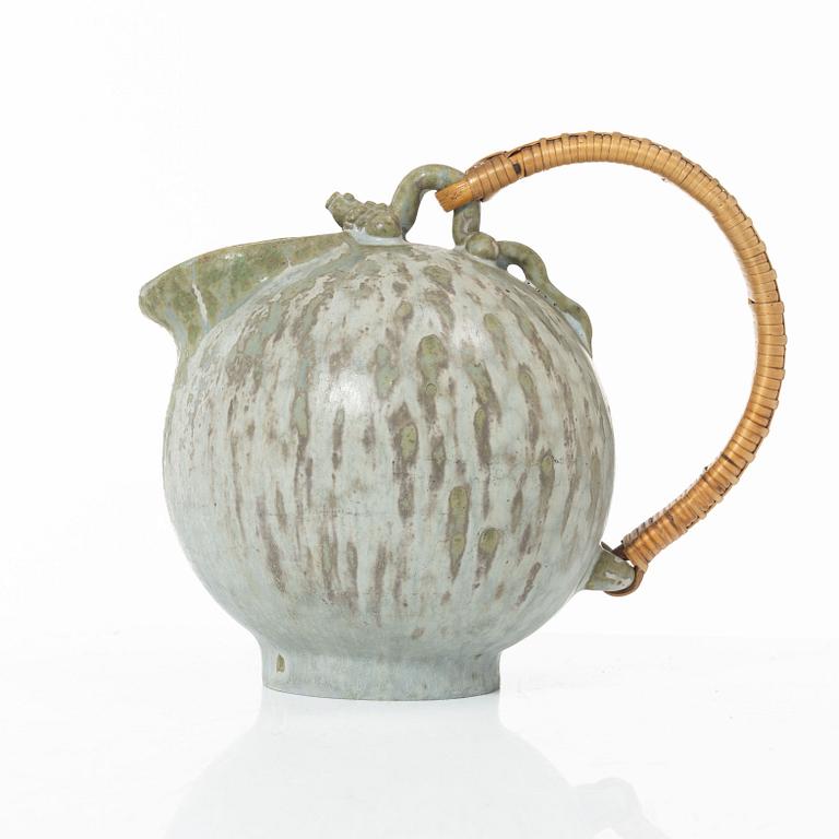 Arne Bang, a stoneware jug, model 151, own workshop, Fensmark, Denmark, 1930s-50s.
