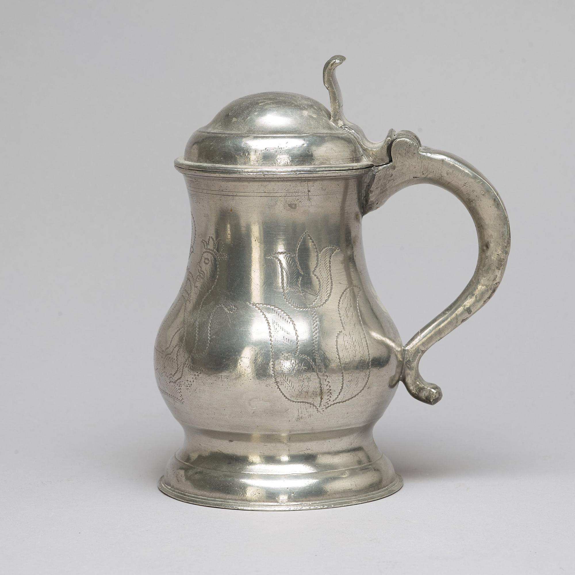 Eight pewter pieces, 18th/19th ct.