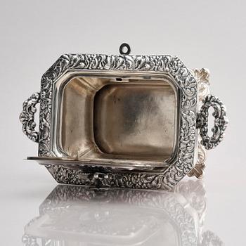 Gustaf Möllenborg, sockerskrin, silver, Stockholm 1840. Nyrokoko.
