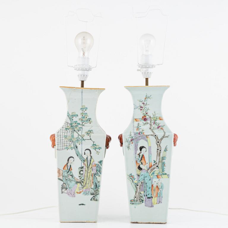 A pair of Chinese famille rose vases / table lamps, 20th century.