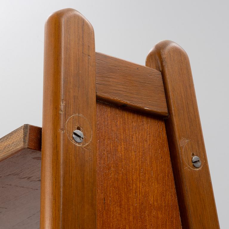 A bookcase, 1950's/60's.