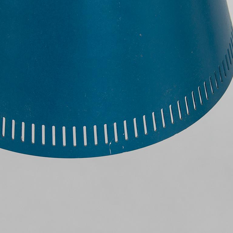 Paavo Tynell, kattovalaisin, malli K2-15 Idman 1900-luvun puoliväli.