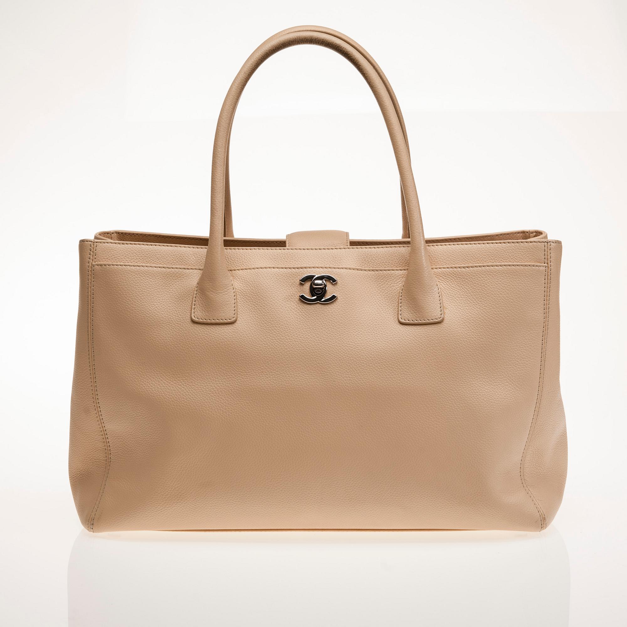 VÄSKA, "Executive Tote", Chanel.