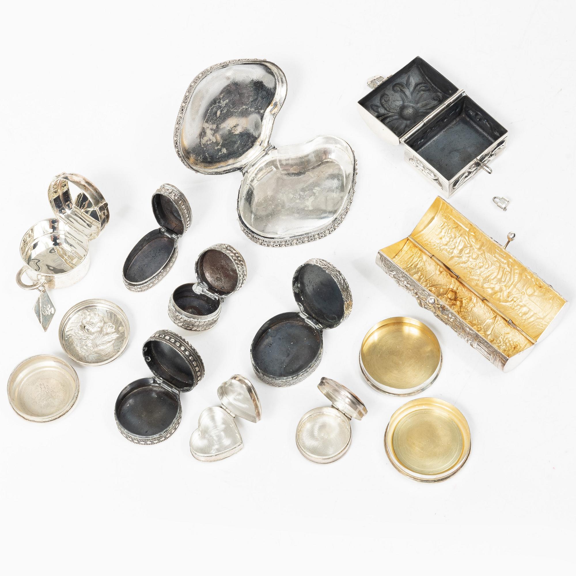 Boxes, 12 pcs, silver, including Birmingham year 2000.