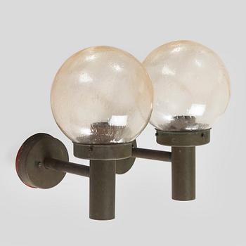 Lisa Johansson-Pape, A set of two of 1970s outdoor wall lights '140-015' for Stockmann Orno.