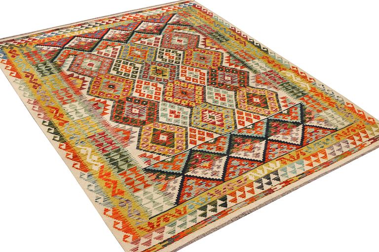 A Kilim carpet, c. 251 x 198 cm.