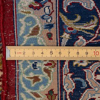Carpet, Old Isfahan, approx. 150 x 103 cm.