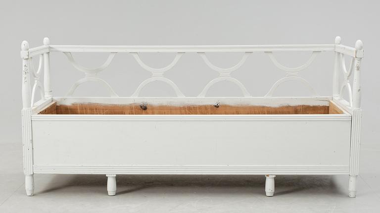 UTDRAGSSOFFA, 1800-tal.