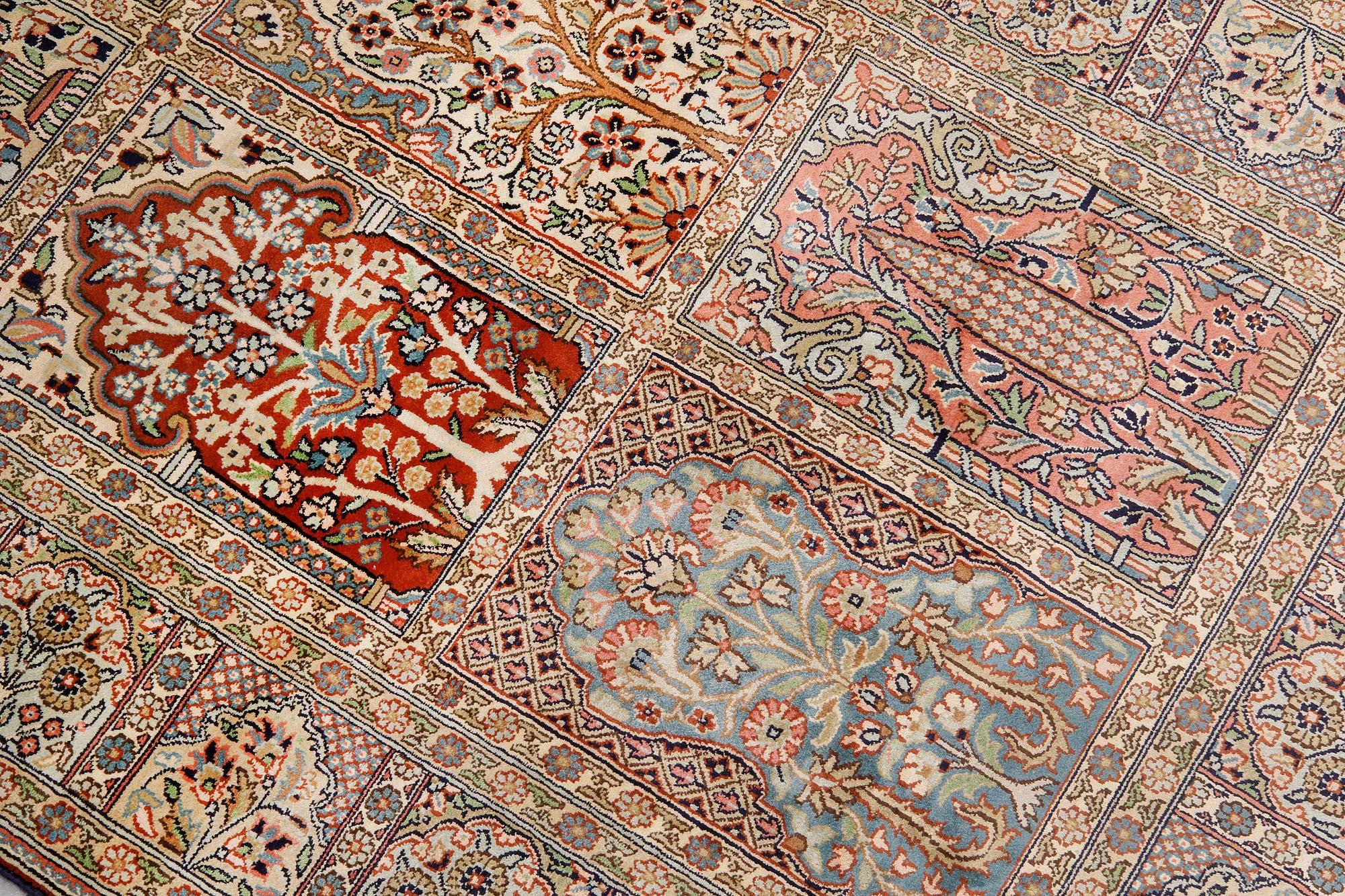 A rug, silk on cototn, Silke kashmir ca 154 x 92 cm.