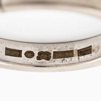 Ring, 18K white gold set with brilliant-cut diamonds, a total of 0.63 ct according to the engraving.