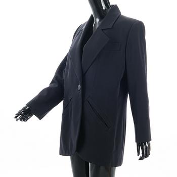 LADIES´ VINTAGE NAVY WOOL GABARDINE BLAZER size 42(FR).