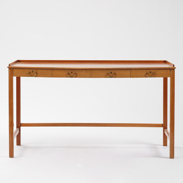 Josef Frank, skrivbord, variant av modell B 2115, Firma Svenskt Tenn, 1900-talets mitt.