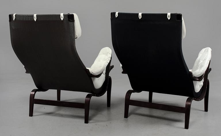 FÅTÖLJER, ett par, "Pernilla", Bruno Mathsson, 1900-talets fjärde kvartal.