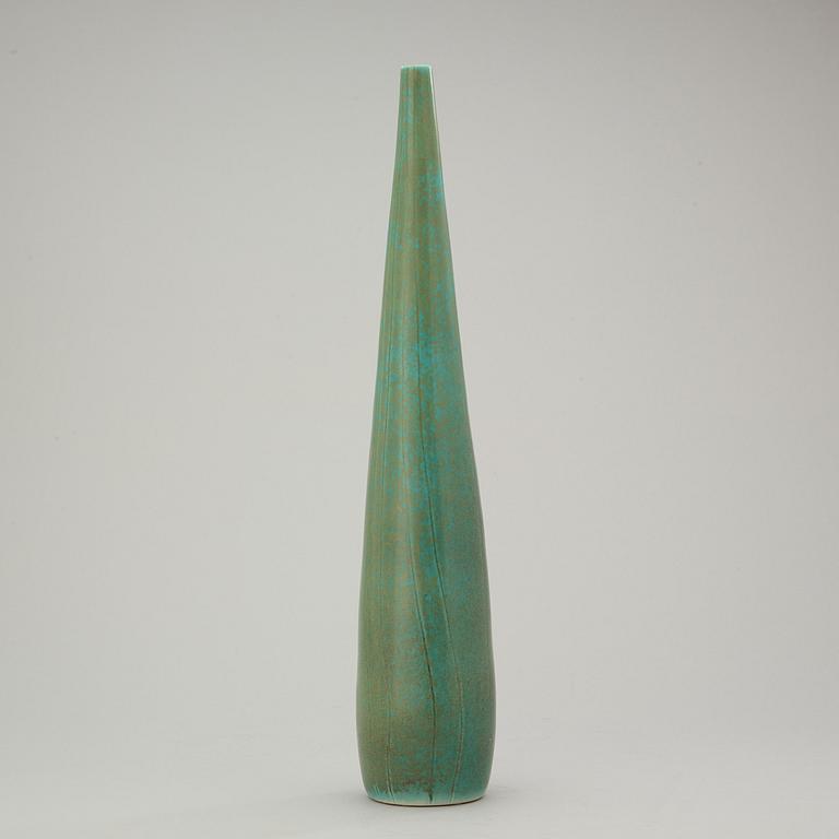 A Carl-Harry Stålhane stoneware vase, Rörstrand ca 1948.