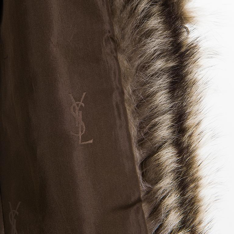 PÄLS, Yves Saint Laurent.