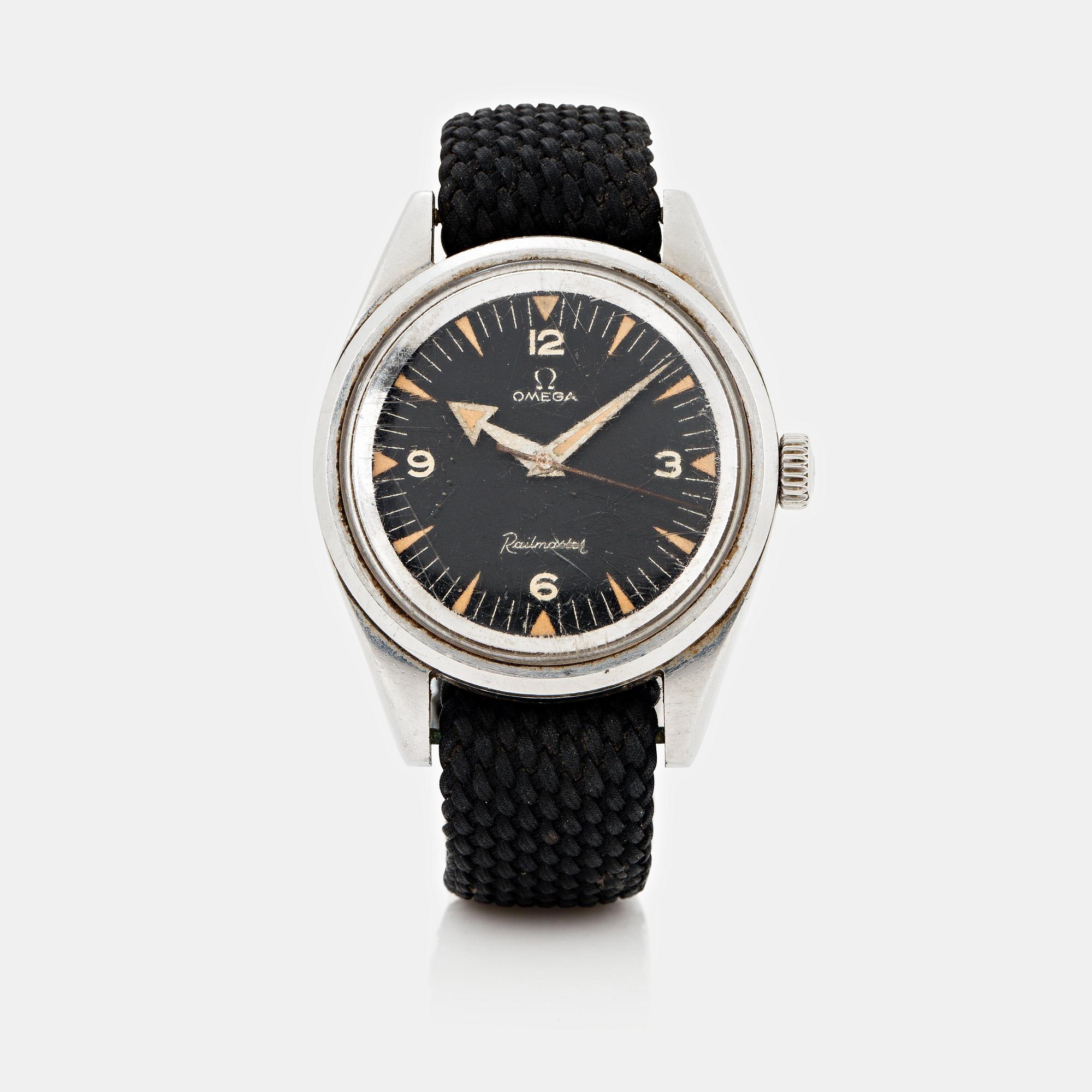 OMEGA, Railmaster, "Broad Arrow hands", "Naiad crown".
