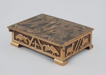 CIGARRASK, malm, Aedel, Danmark, omkring 1900-talets mitt.