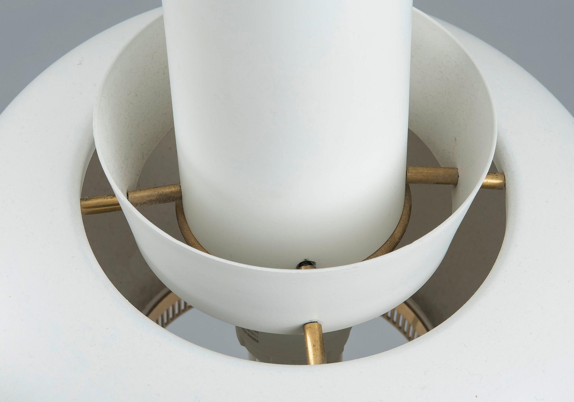 Alvar Aalto, KATTOVALAISIN A334.