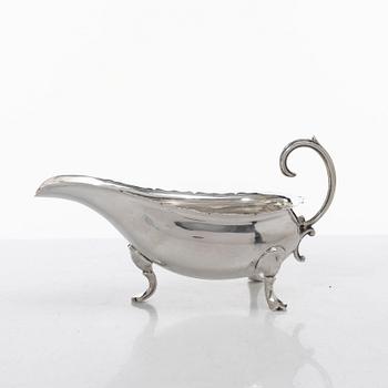 William Hutton & Sons Ltd, cream jug, silver, Birmingham, England 1901.