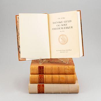 Books, four volumes, gold- and silver markers marks litterature, Finland, Denmark, Norway and Russia.