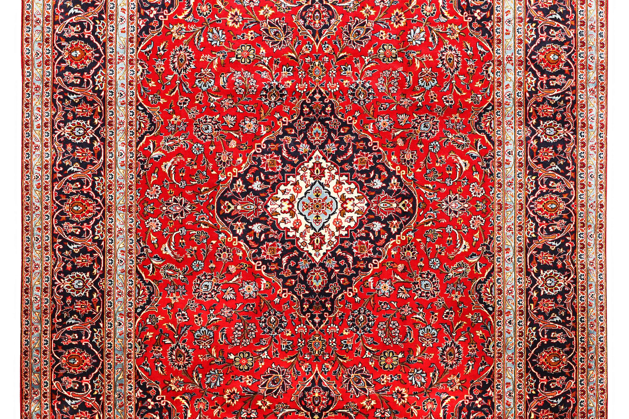 Matta, Keshan, ca. 383 x 247 cm.