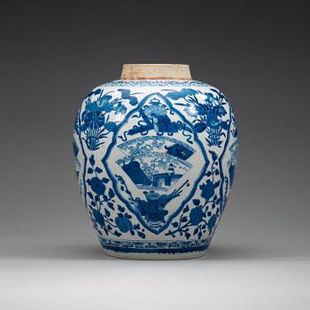 BOJAN, porslin. Qingdynastin, Kangxi (1662-1722).