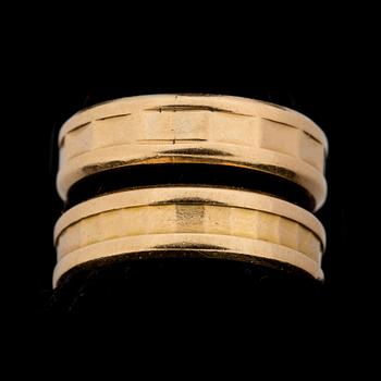 RINGAR, 2 st. 18K guld. Ceson, Göteborg, 1969. Vikt tot ca 9 gram.