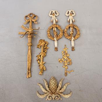 Six mid 20th century wood decorations from Paoletti, Firenze Italy.