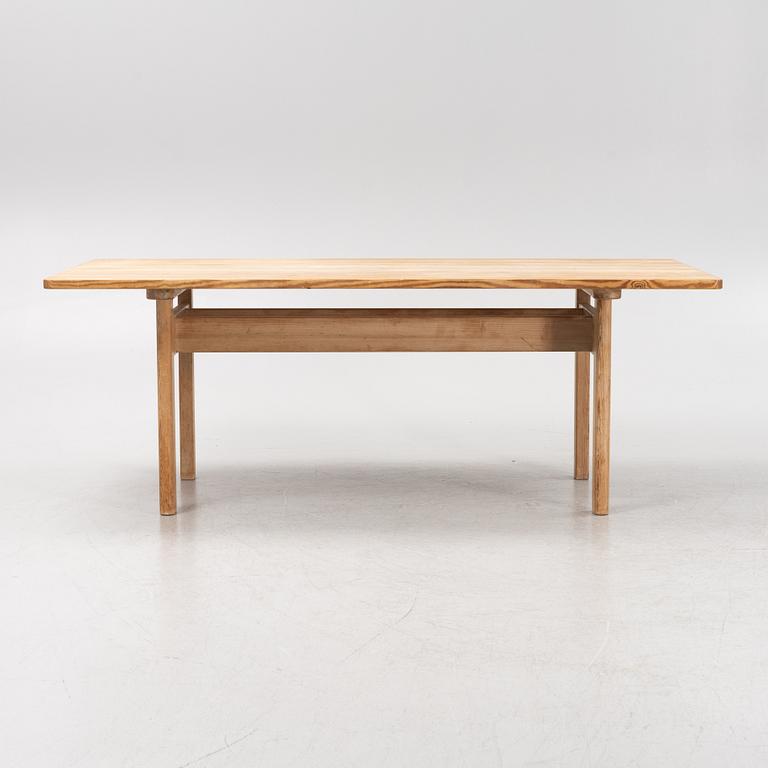 Børge Mogensen, dining table, "Asserbo", Karl Andersson & Söner, second half of the 20th century.