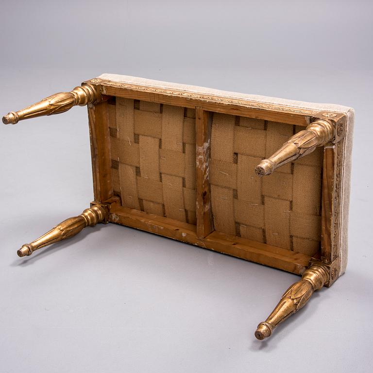 TABURETTI, kustavilaistyylinen, vuosisadan vaihde 1800/1900.