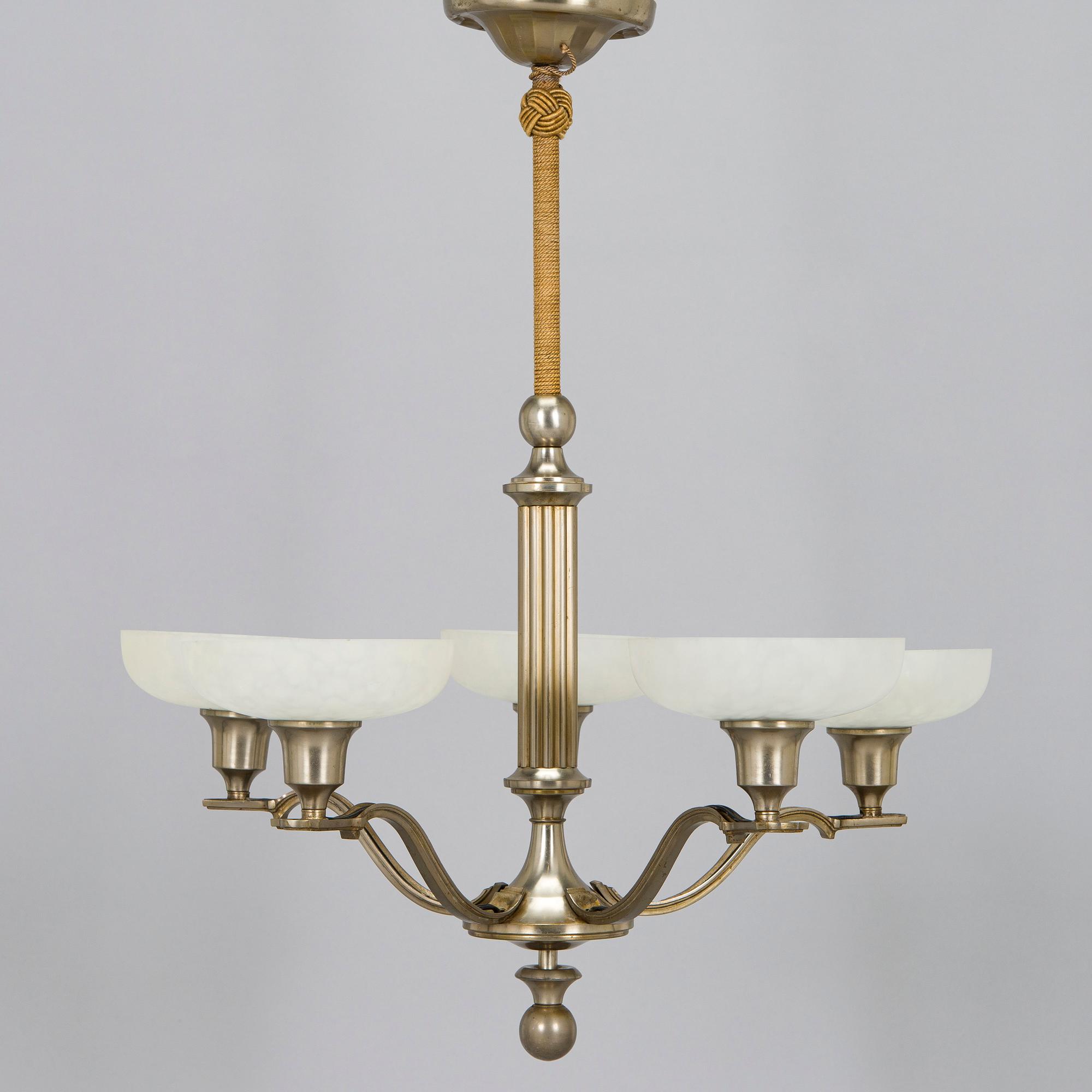 A 1930s ceiling lamp.