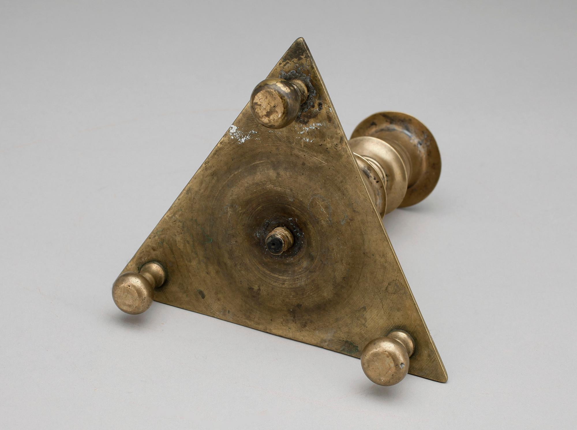 LJUSSTAKE, mässing, barock, sent 1600-tal.