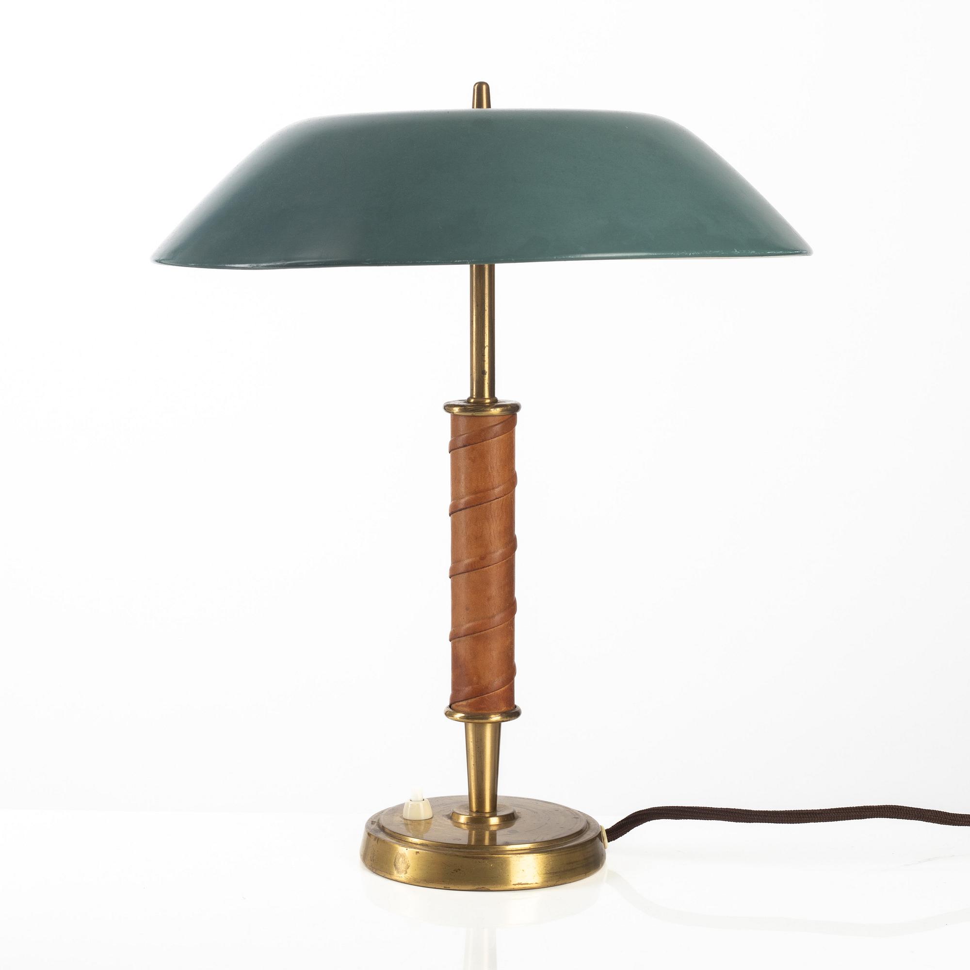 Bertil Brisborg, a model "31044" table lamp, Nordiska Kompaniet, Sweden, 1940s.