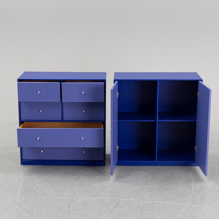 Byrå, skåp samt hylla med spotlights, Montana, Danmark.