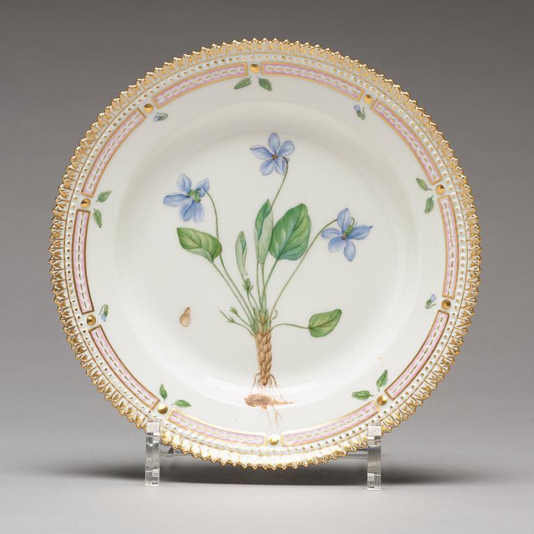 A set of six Royal Copenhagen, 'Flora Danica' dishes, Denmark, 20th Century.