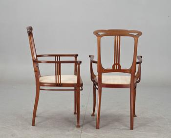 KARMSTOLAR, ett par, jugend, 1900-talets första hälft.