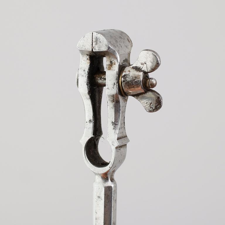 SKRUVSTÄLL för silversmed, polerat stål, 1800-tal.