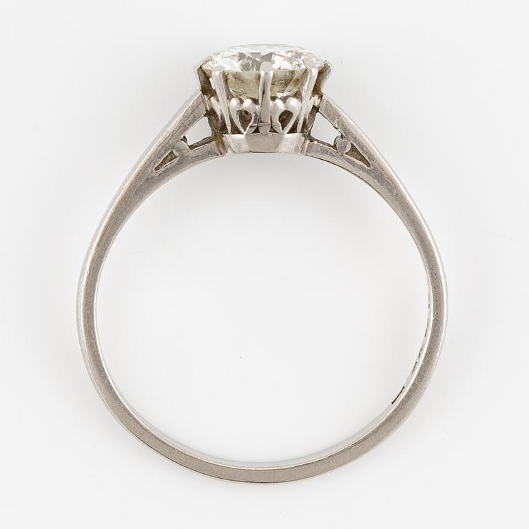 Ring, platinum with a brilliant-cut diamond, 1.05 ct according to the engraving.