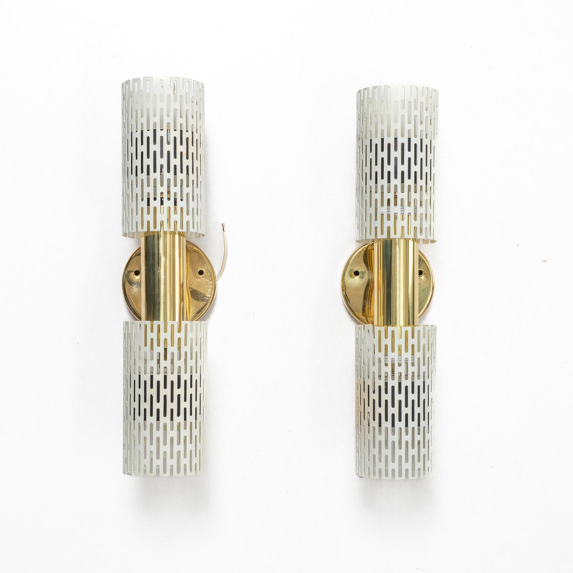 Harald Notini, wall lamps, a pair, model 8820, Böhlmarks, 1940s/1950s.
