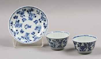 KOPP MED FAT samt KOPP. Kangxi (1662-1722), Kina.