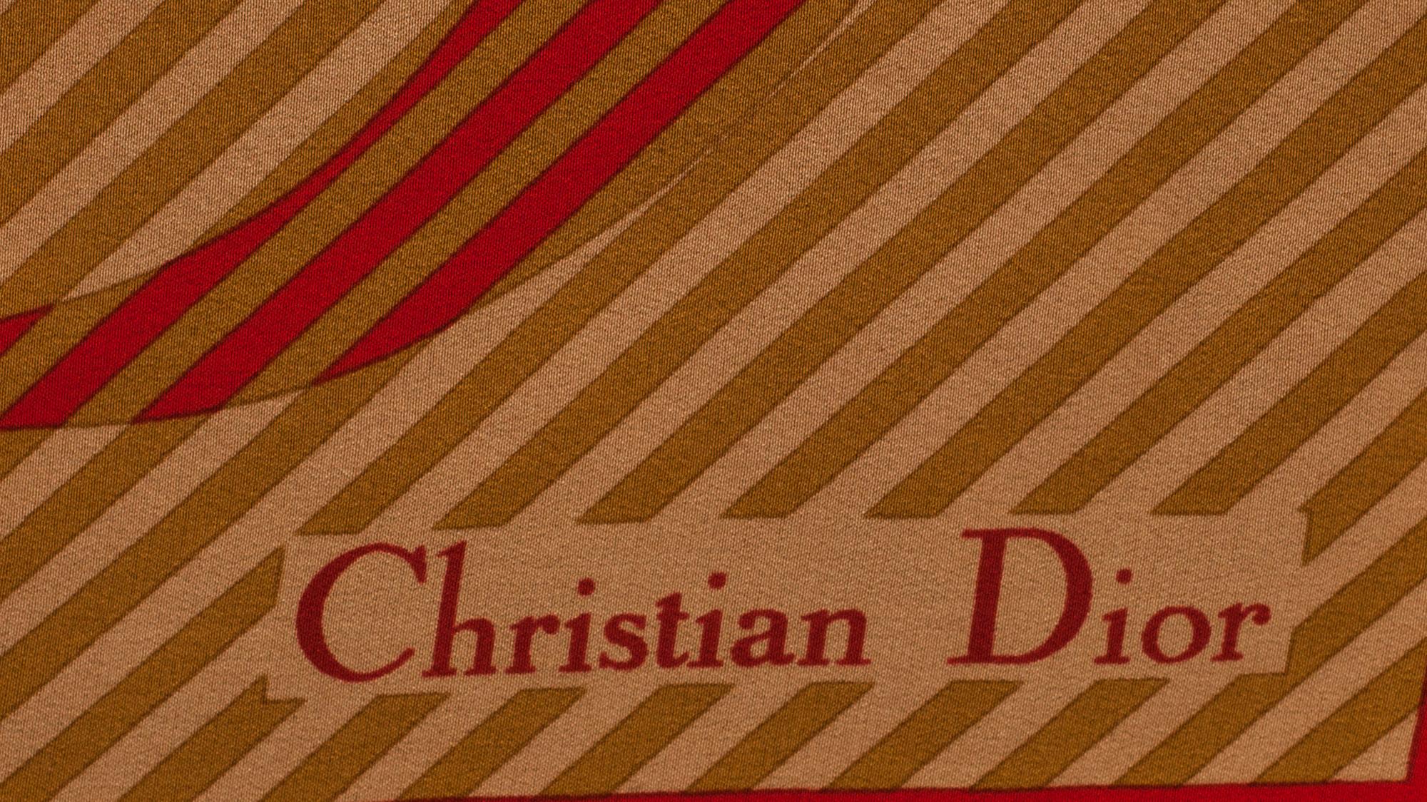 SCARF, 2 st, Celine samt Dior.